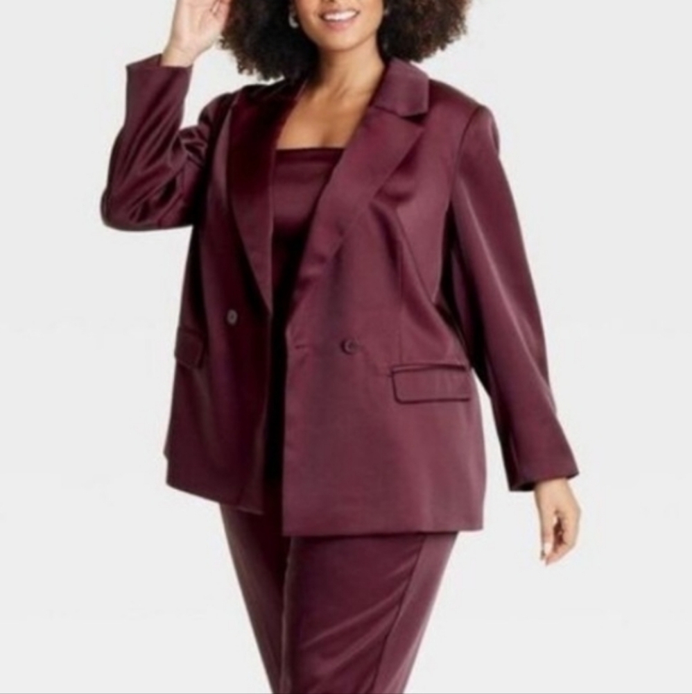A New Day Structured Satin Blazer - Burgundy Size Medium NWT - Picture 3 of 10